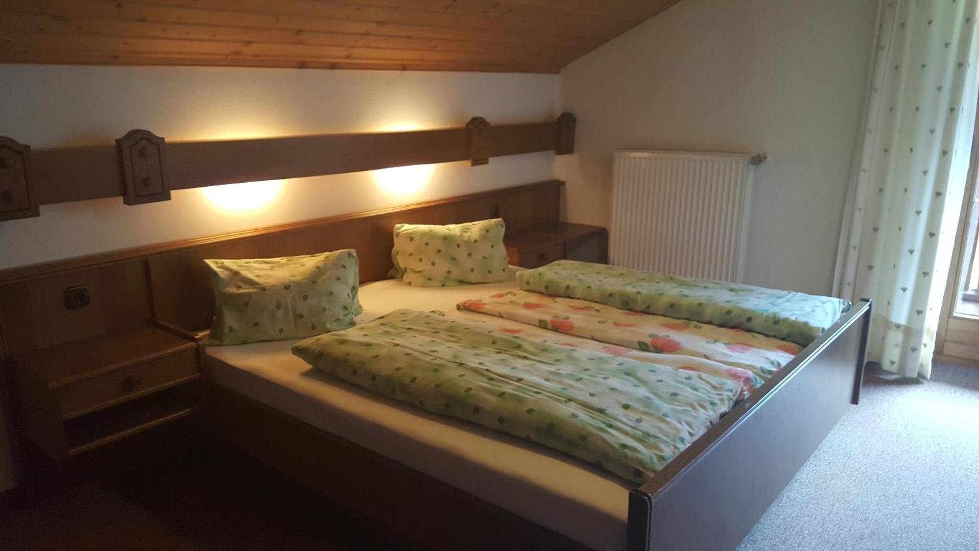 Gasthof Wacht Untertilliach Room photo